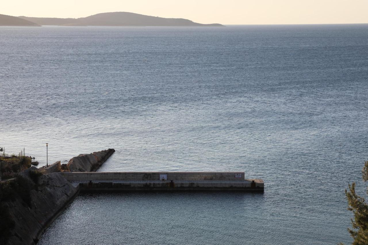 Feelhvar Along Bluelagoon Beach Hvar Town Dış mekan fotoğraf